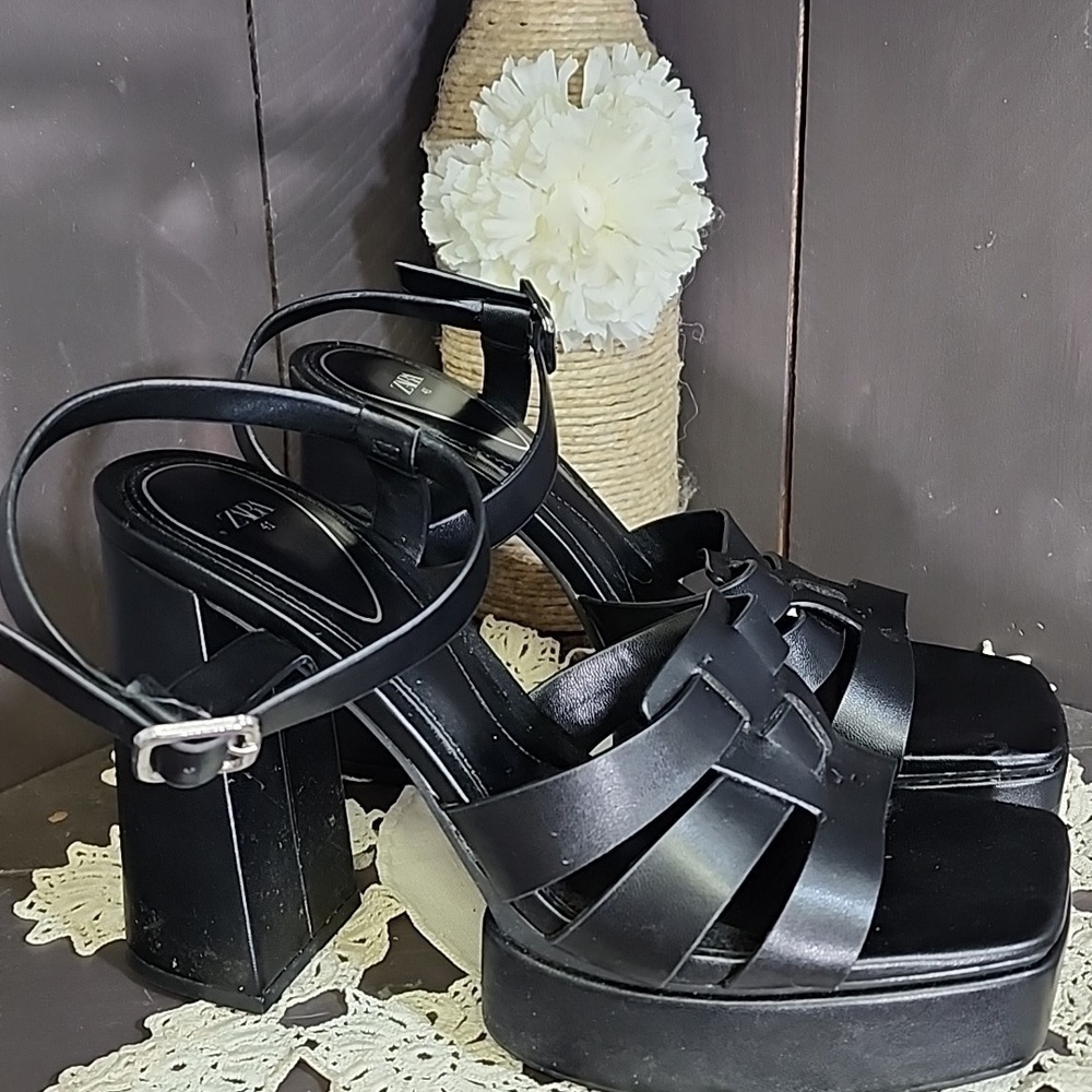 ZARA platform sandal size 41